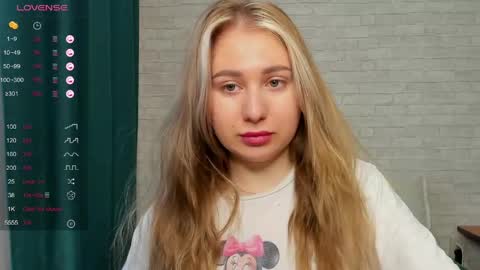 anna online show from June 9, 2026, 2:01 am