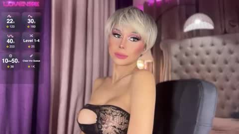 Anastasia Cucuzza online show from March 7, 2025, 3:49 pm