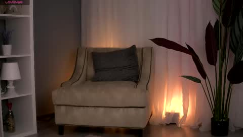 AnastasiaMills online show from May 22, 2026, 7:41 pm