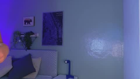 Kendra  online show from March 25, 2026, 9:59 am