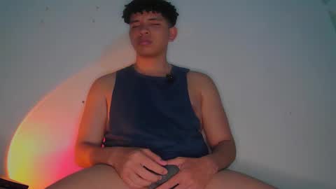 Andres online show from March 25, 2026, 5:13 am