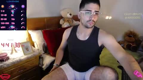 Snapshot of andders_ chatting on February 5, 2026, 9:41 pm Anders online show from February 5, 2026, 9:41 pm