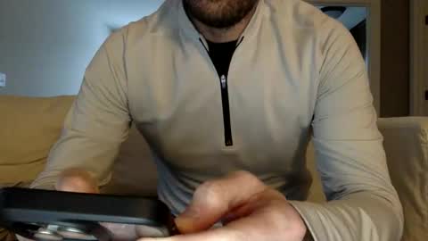 Andees222 online show from November 26, 2025, 10:11 pm