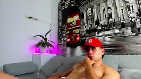 Snapshot of ander_perez chatting on June 10, 2026, 3:18 am ANDER online show from June 10, 2026, 3:18 am