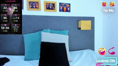 Andrea online show from February 9, 2026, 11:58 am