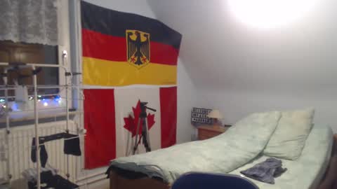 Snapshot of andre124231 chatting on December 5, 2024, 9:06 pm Andre online show from December 5, 2024, 9:06 pm