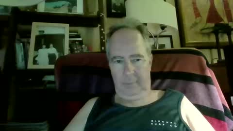 Snapshot of andre6045 chatting on October 5, 2025, 9:45 pm andre6045 online show from October 5, 2025, 9:45 pm