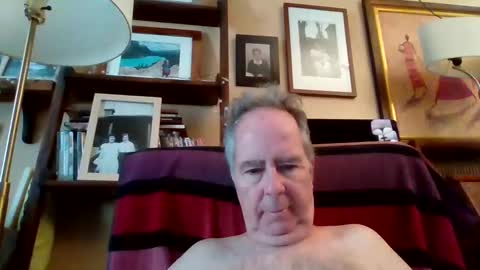 Snapshot of andre6045 chatting on October 19, 2025, 6:30 pm andre6045 online show from October 19, 2025, 6:30 pm