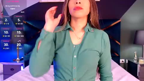 Snapshot of andre_delucchi chatting on July 21, 2026, 7:16 pm Andre online show from July 21, 2026, 7:16 pm