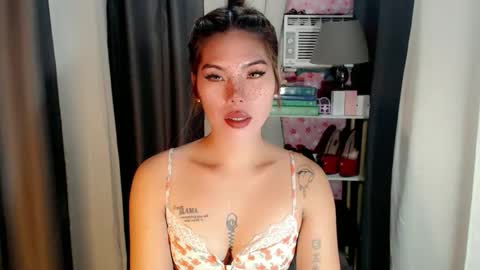 andrea06121998 online show from May 31, 2026, 6:09 pm