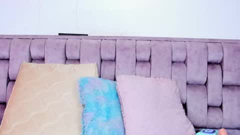 Andrea bigtits69 online show from March 15, 2026, 9:43 pm