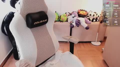 andrea_bonnie online show from February 28, 2026, 9:27 pm