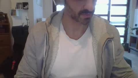 andrea_feetlover online show from February 23, 2026, 4:15 pm