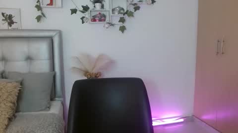 Andrea online show from March 31, 2026, 10:10 pm