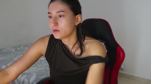 Snapshot of andrea_loaiza2 chatting on February 3, 2026, 4:23 pm Andrea online show from February 3, 2026, 4:23 pm