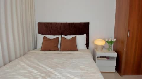 andrea online show from April 26, 2026, 7:33 pm