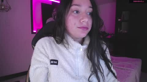 Andrea Ramos online show from December 10, 2024, 8:40 am