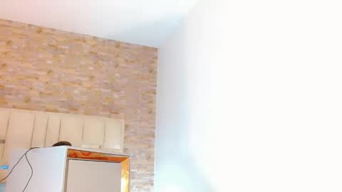 ANDREINA online show from April 12, 2026, 3:00 am