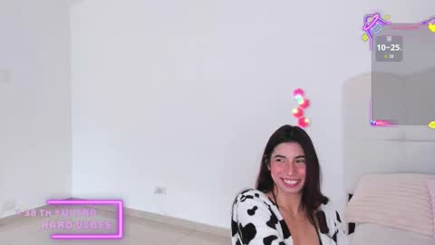 Hi im Tatty Heaven  online show from March 25, 2026, 9:43 pm