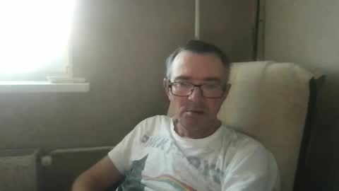 andreass60 online show from October 17, 2025, 5:54 am