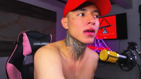 andrees_s online show from September 29, 2025, 1:44 am