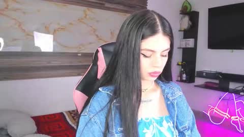 andrees_s online show from December 14, 2025, 8:13 pm