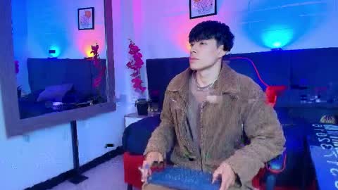 andreew_style_ online show from May 5, 2026, 9:01 pm
