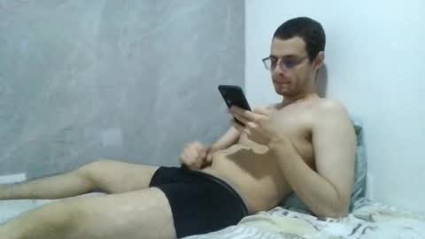 andres129494 online show from March 28, 2026, 2:00 am