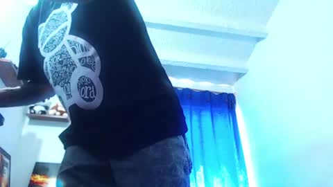 Snapshot of andres_cond chatting on June 11, 2026, 4:38 pm Andrs o online show from June 11, 2026, 4:38 pm