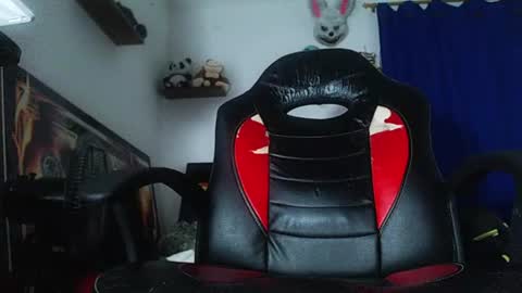 Snapshot of andres_cond chatting on June 19, 2026, 11:52 pm Andrs o online show from June 19, 2026, 11:52 pm