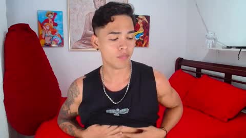 andres_santos777 online show from January 10, 2025, 5:26 am