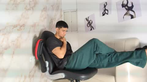 ANDRES  online show from November 29, 2025, 4:48 am