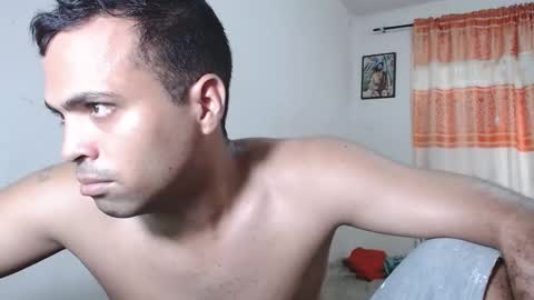 Snapshot of andresfern chatting on February 2, 2025, 10:28 pm ANDRES online show from February 2, 2025, 10:28 pm