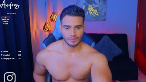 Snapshot of andresfiit chatting on December 8, 2024, 5:29 am Andres online show from December 8, 2024, 5:29 am
