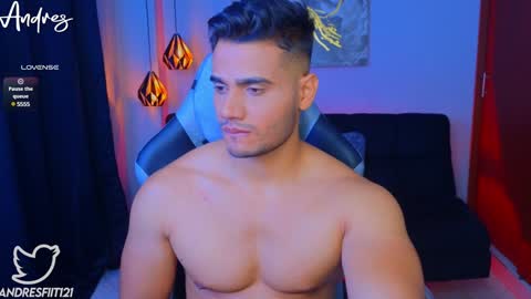 Snapshot of andresfiit chatting on December 11, 2024, 2:41 am Andres online show from December 11, 2024, 2:41 am