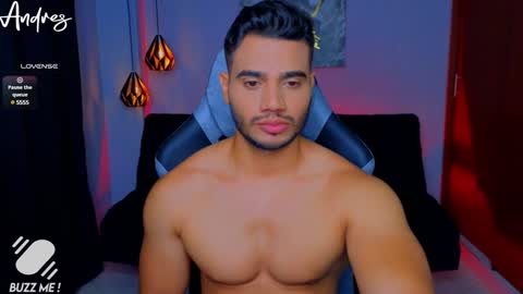 Snapshot of andresfiit chatting on December 27, 2024, 10:45 am Andres online show from December 27, 2024, 10:45 am