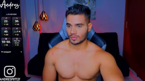 Snapshot of andresfiit chatting on January 17, 2025, 4:49 am Andres online show from January 17, 2025, 4:49 am
