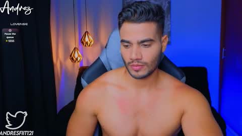 Snapshot of andresfiit chatting on March 9, 2025, 9:57 am Andres online show from March 9, 2025, 9:57 am