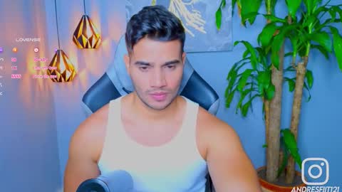 Snapshot of andresfiit chatting on October 3, 2025, 2:08 am Andres online show from October 3, 2025, 2:08 am
