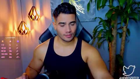 Snapshot of andresfiit chatting on October 12, 2025, 5:28 am Andres online show from October 12, 2025, 5:28 am