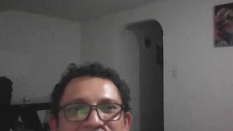Snapshot of andresfloga chatting on June 14, 2026, 6:04 am andresfloga online show from June 14, 2026, 6:04 am