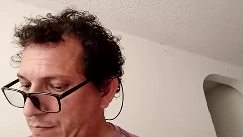 Snapshot of andresfloga chatting on July 19, 2026, 3:49 pm andresfloga online show from July 19, 2026, 3:49 pm