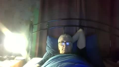Snapshot of andrew160258 chatting on June 8, 2026, 11:27 pm Andrew online show from June 8, 2026, 11:27 pm
