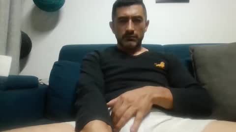 Snapshot of andrew973578 chatting on June 8, 2026, 1:50 am andrew973578 online show from June 8, 2026, 1:50 am