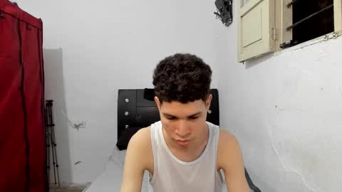 andrew_2811 online show from January 11, 2026, 12:15 am