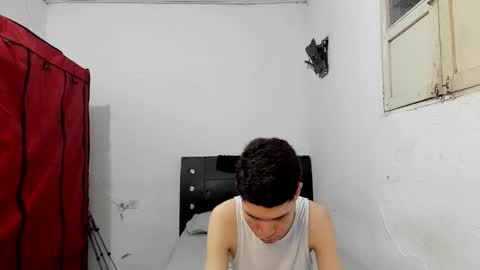 andrew_2811 online show from January 18, 2026, 2:37 am