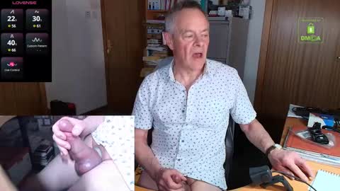 Snapshot of andrew_9999 chatting on March 5, 2025, 11:27 pm Andrew online show from March 5, 2025, 11:27 pm