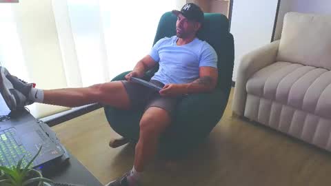 Andrew online show from February 22, 2025, 8:53 pm