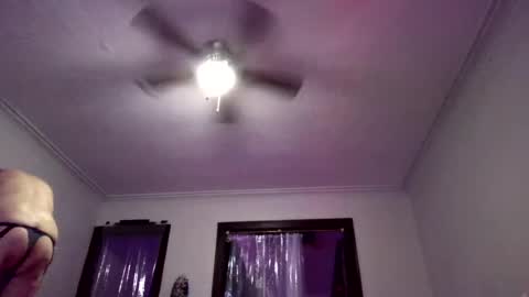 Snapshot of andrewgennie chatting on July 17, 2026, 3:46 am andrewgennie online show from July 17, 2026, 3:46 am