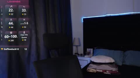 andrewmhilton_ online show from February 6, 2026, 6:51 am